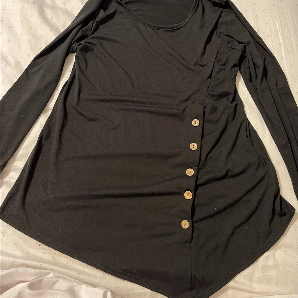 Black knit long-sleeved top
